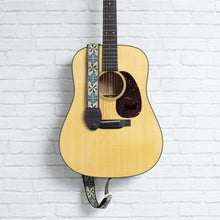 Lade das Bild in den Galerie-Viewer, Souldier Slide Gitarrengurt: Dresden Star Seafoam