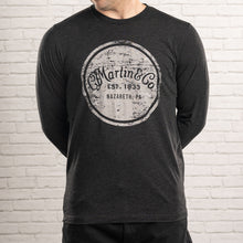 Lade das Bild in den Galerie-Viewer, C.F. Martin Heritage Langarm T-Shirt, Anthrazit