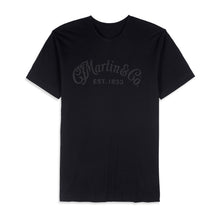 Lade das Bild in den Galerie-Viewer, C.F. Martin Tone-on-Tone Schwarz T-Shirt