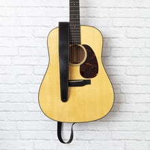 Lade das Bild in den Galerie-Viewer, C.F. Martin Slim-Style- Gitarrengurt, Schwarz