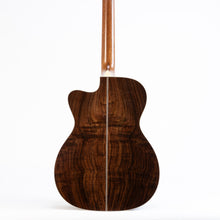 Lade das Bild in den Galerie-Viewer, Custom Shop OMC-28
