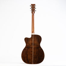 Lade das Bild in den Galerie-Viewer, Custom Shop OMC-28

